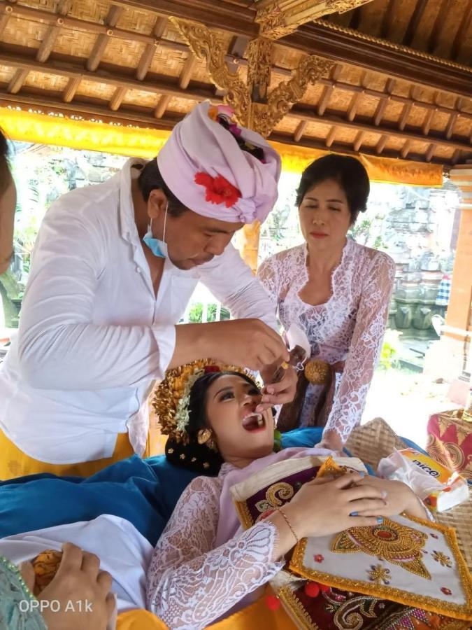 Umah Nik Kepitu Apartamento Payangan Exterior foto